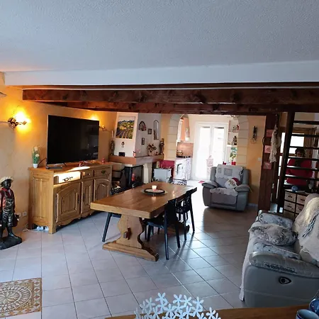 Holiday home Maison Serignan