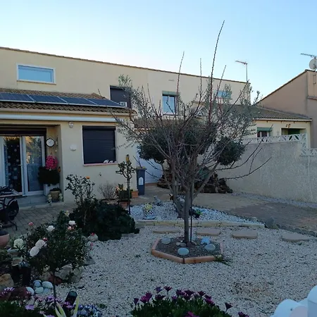 Maison Holiday home *
