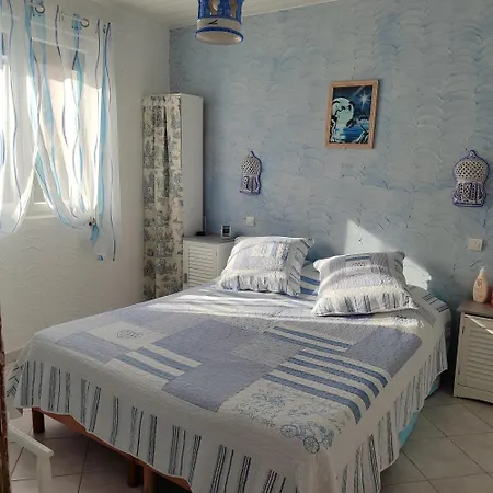 Maison Holiday home Serignan