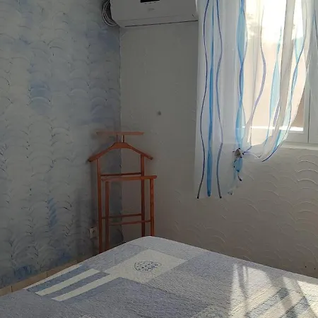 Maison Holiday home Serignan